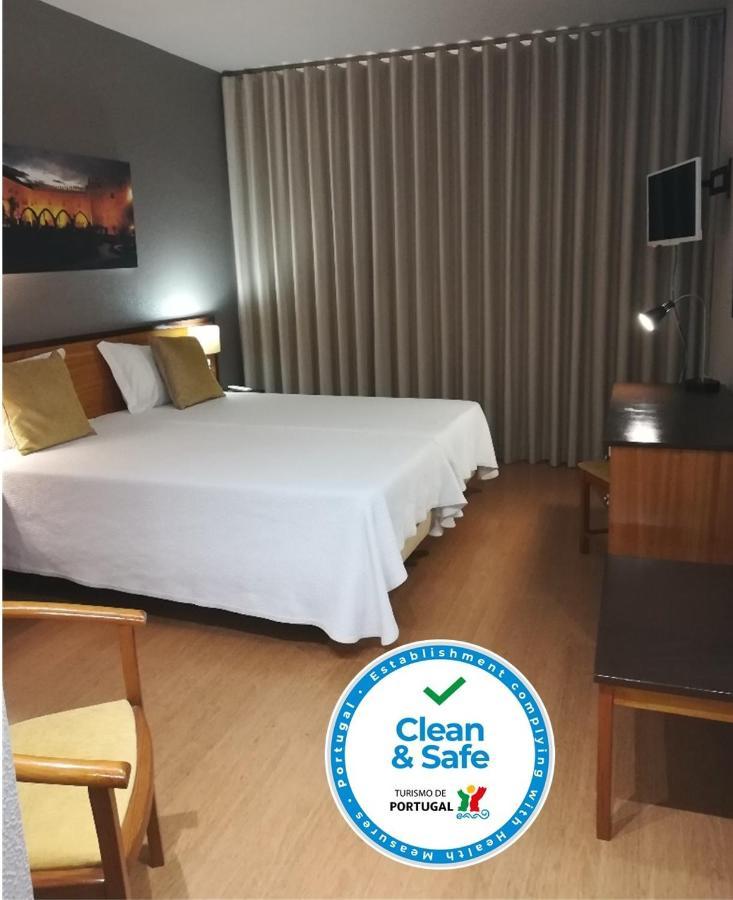 Dom Hotel 2*