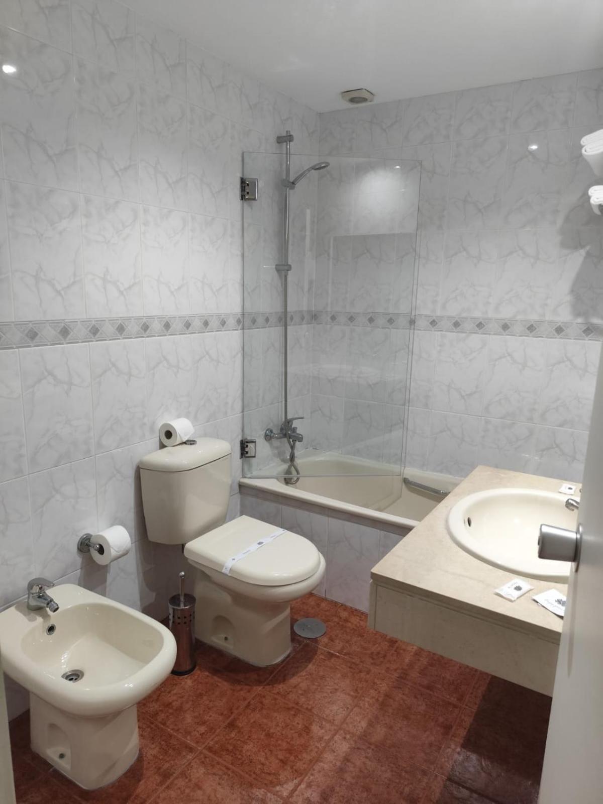 Hotel Dom 2*