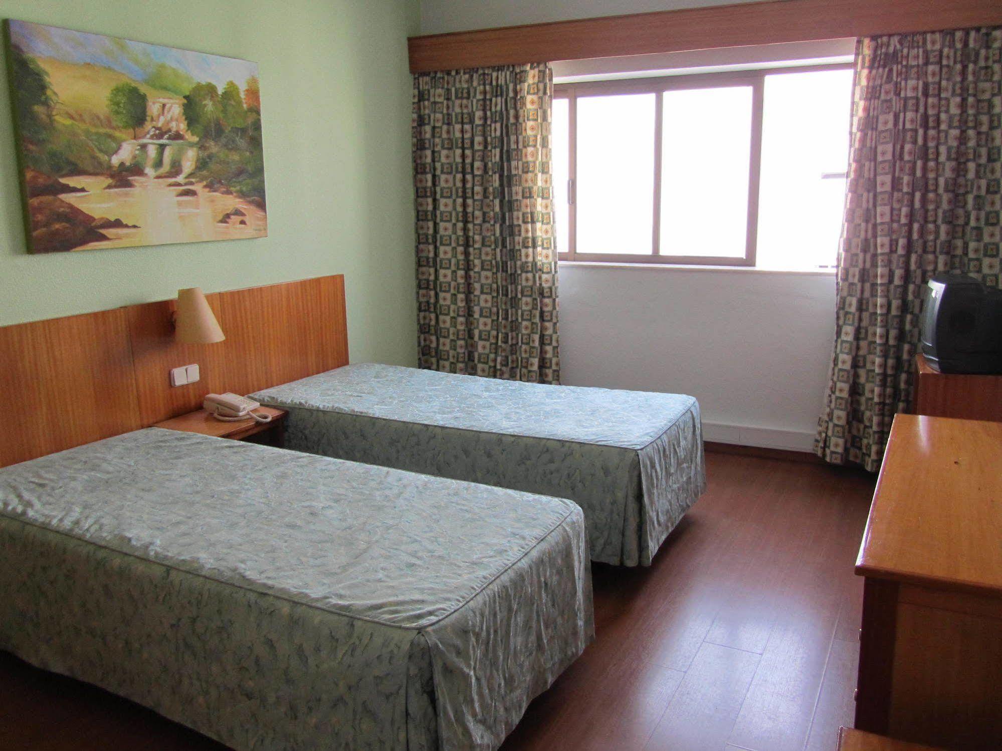 Hotel Dom 2*